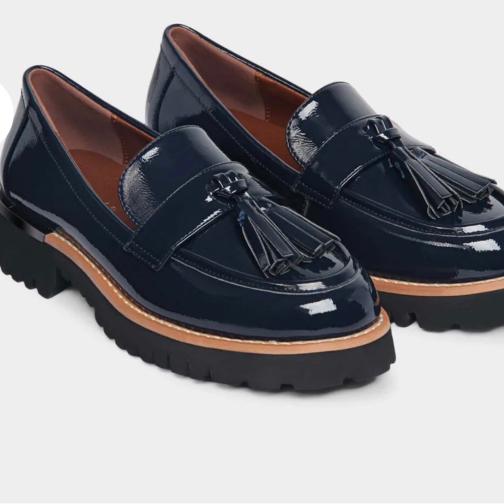 NWT MUCCUTE Tassel Platform Loafers